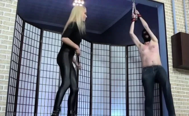 Femdom Group Spanking Bdsm