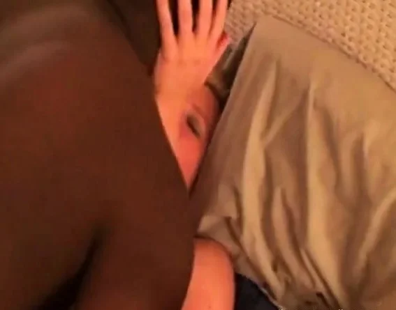 chubby girl invites black bull in her bedroom