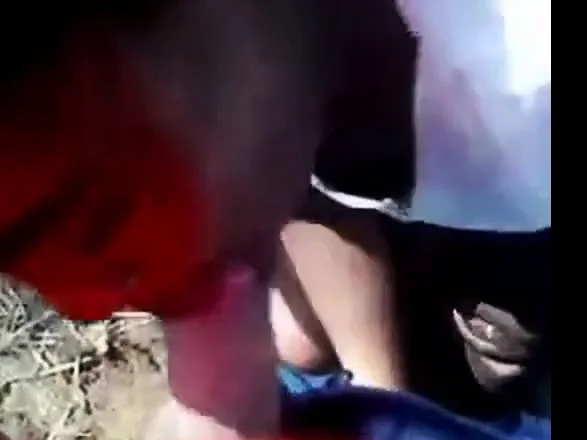 Brazilian hooker fucked by customer in outdoor