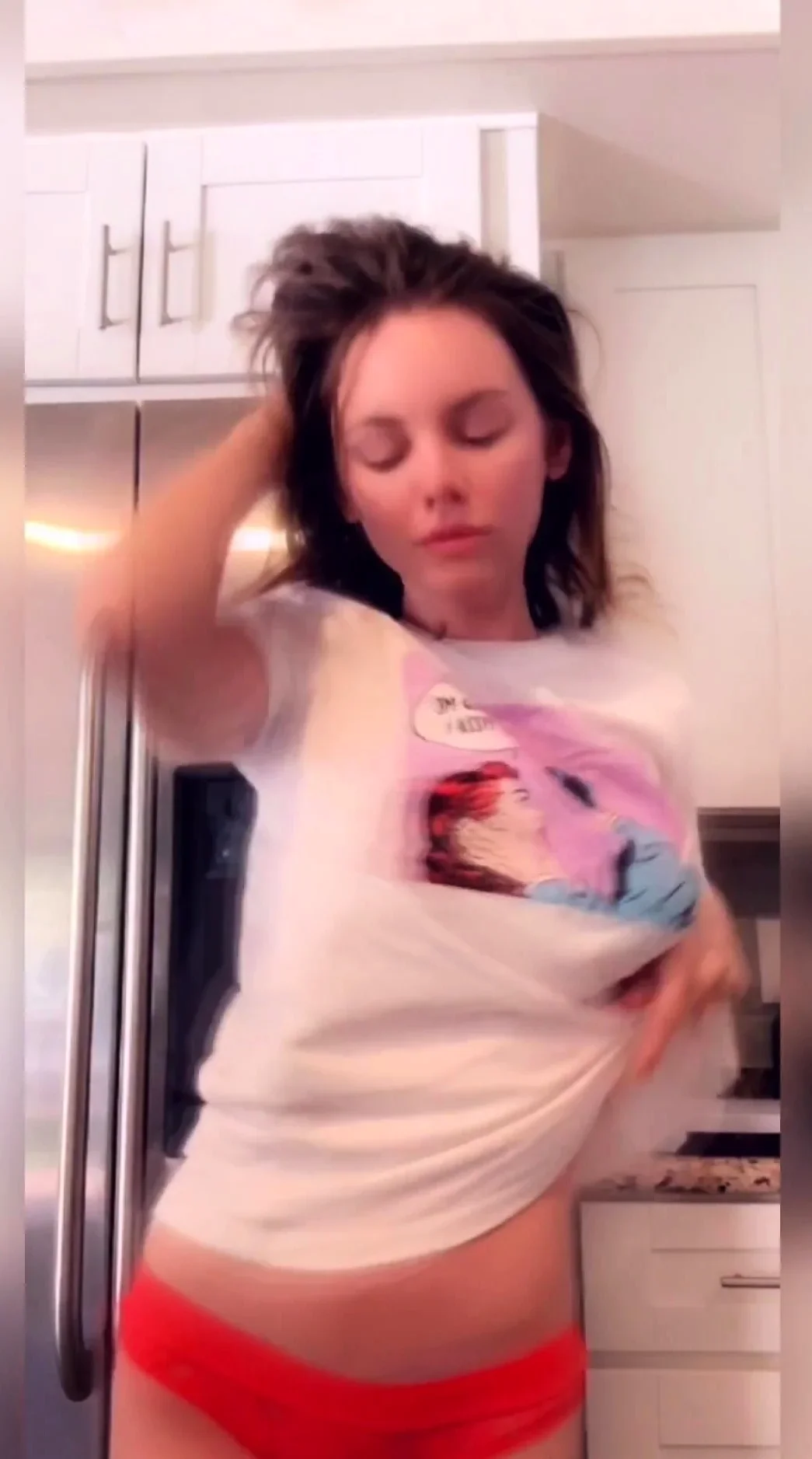 Brunette Solo Webcam Masturbation