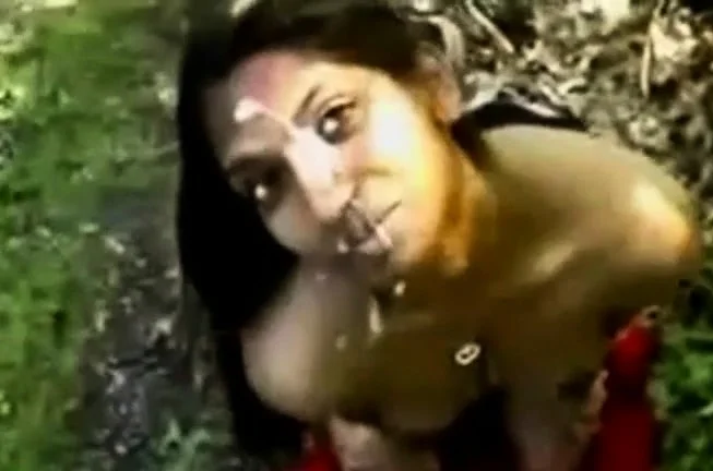 Indian outdoor suck & facials