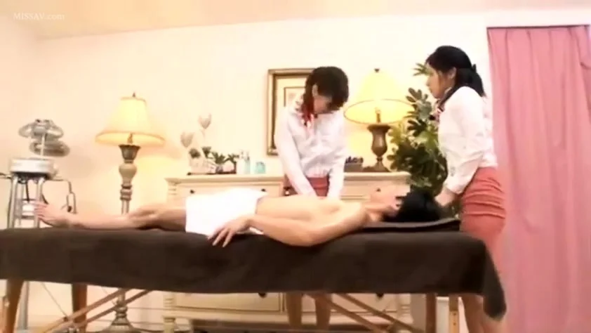 Japanese Asian Amateur Threesome MegaPorn cc