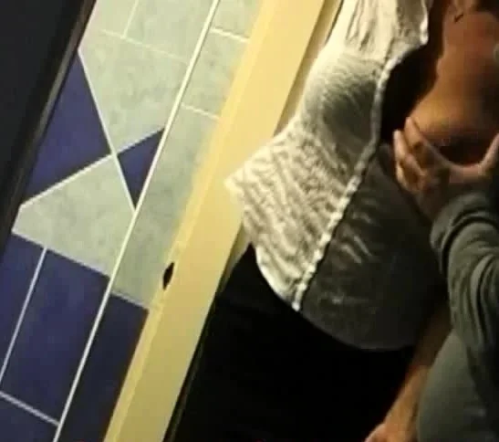 This large amateur cam girl has some very big boobs