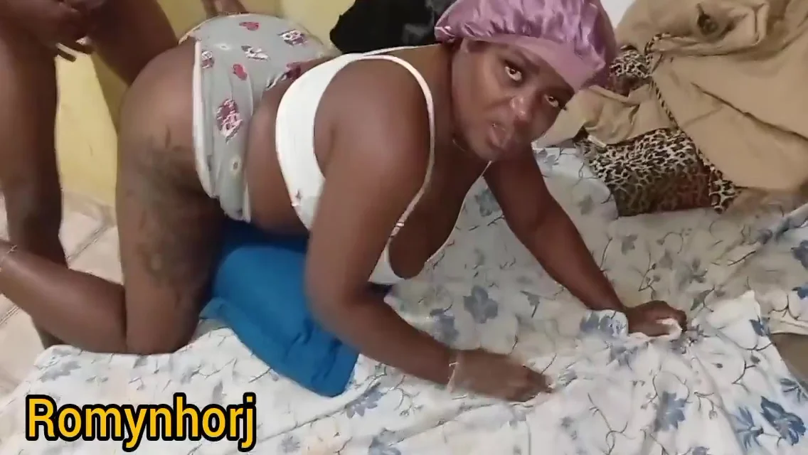 Carioca Safadao, Casada Carioca And Carioca Do Bundao In Vanesa Rj Levou Os Colegas Do Ex Pra Casa Pra Fazer Uma Resenha ,o Corno Chegou Gravou Tudo
