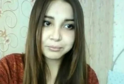 Hot CamChat Girl Boobs !