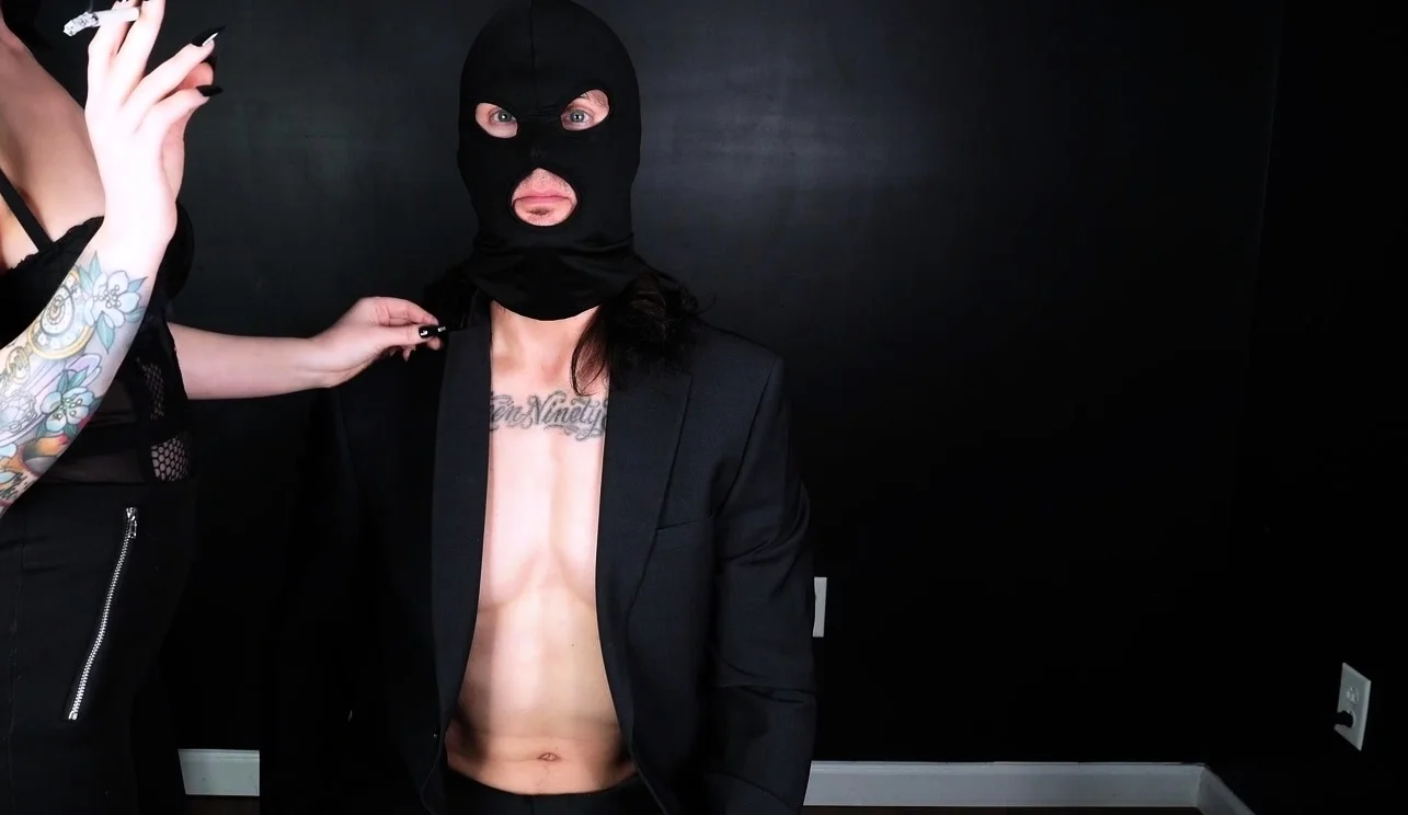 Femdom fetish strap porno