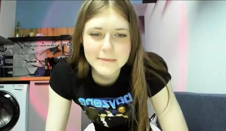 Brunette Amateur Webcam Teen Exposed