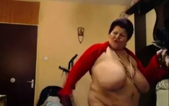 Big-Titted BBW Granny Dances on Webcam