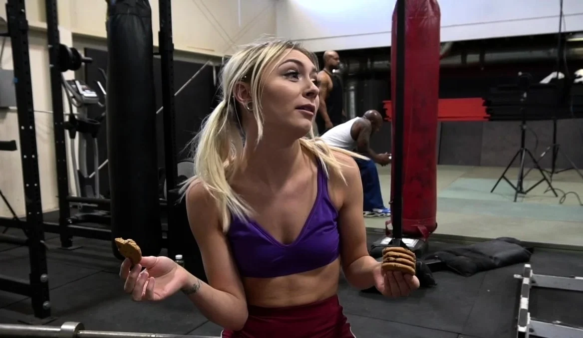 Amateur Blonde Teen Plays Solo with Toy Webcam Porn