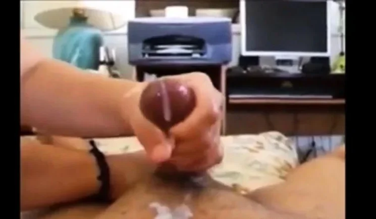 Load Blowing Handjobs