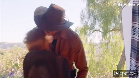 Alex Jones And Jia Lissa In Jias Complex Relationship Goes From Rage To Passion