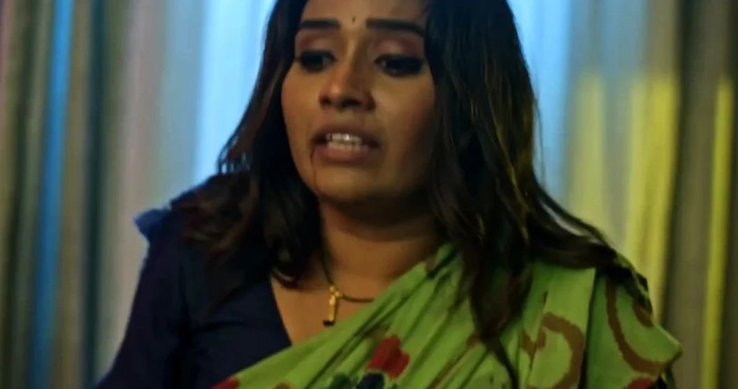 Sleaze indian milf has A load of peak all over moth