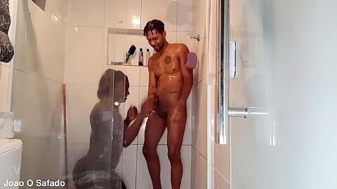 Morena Gostosa In Metendo Gostoso No Chuveiro