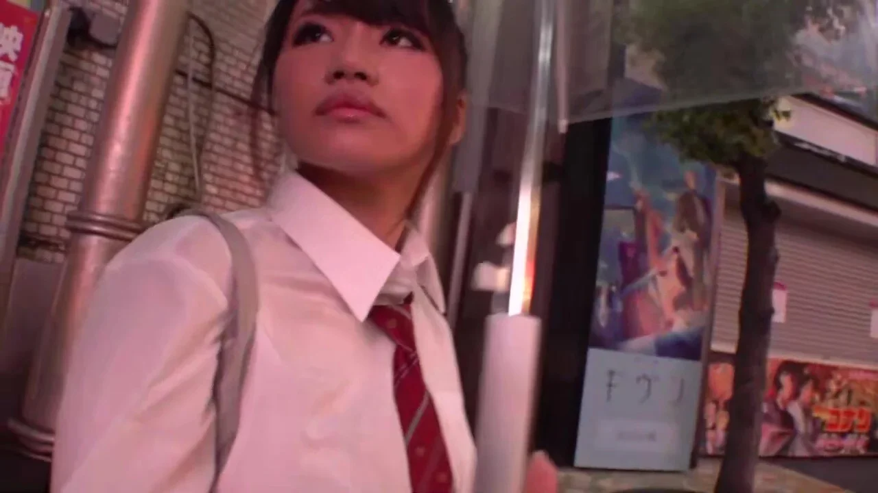 0009985_女子校生 18歳 フェラチオなどが含まれている