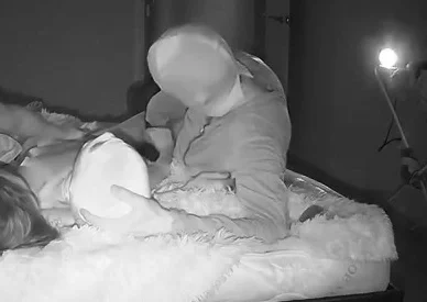 Amateur threesome on hidden cam