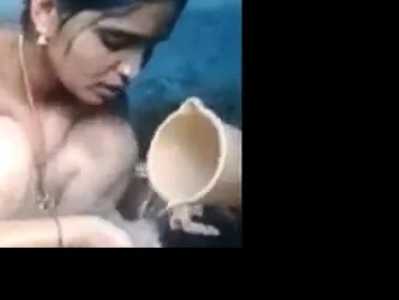 Indian milf bathing and showing her beautiful pussy